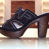 Referncia: 0024<br>Utilidade: Anabela baixa<br>Tipo: Adulto<br>Estao: Vero