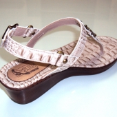 Referncia: 0025<br>Utilidade: Anabela baixa<br>Tipo: Adulto<br>Estao: Vero